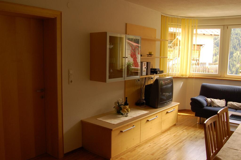 Siegele Irmgard Apartment Kappl  Room photo
