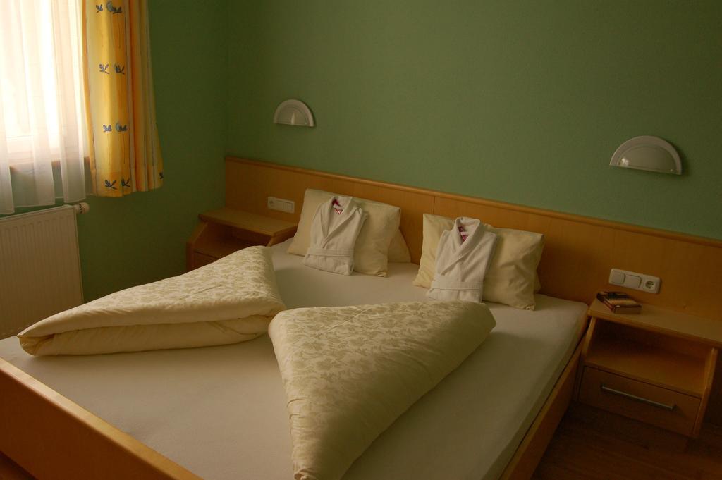 Siegele Irmgard Apartment Kappl  Room photo